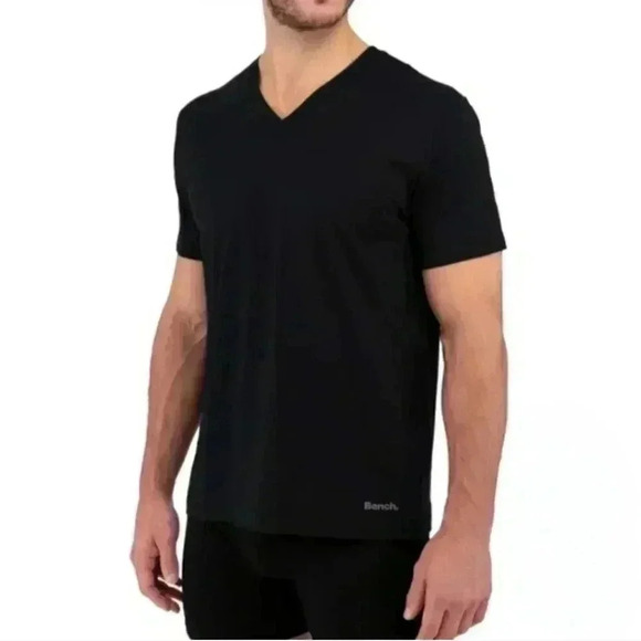 NWOT Bench Solid Cotton V-neck T-shirt Black Size Small  Men's - Picture 1 of 8